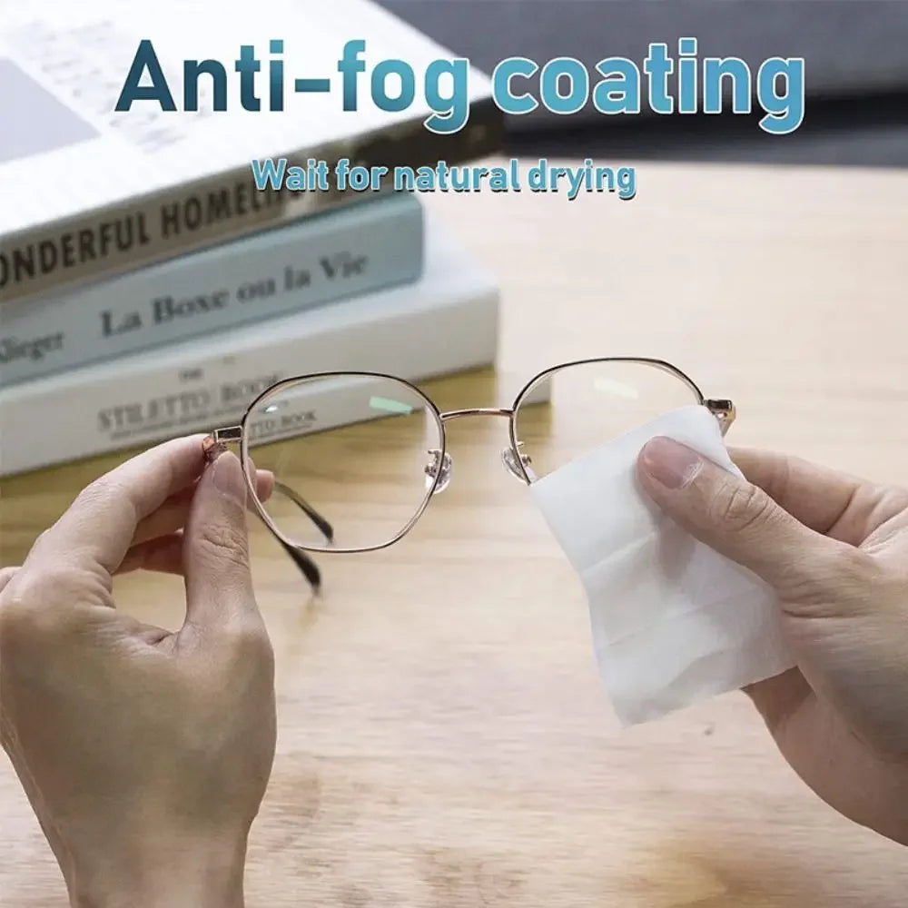 GlowPage™ cleaner wipes